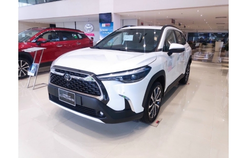 TOYOTA CROSS NEW